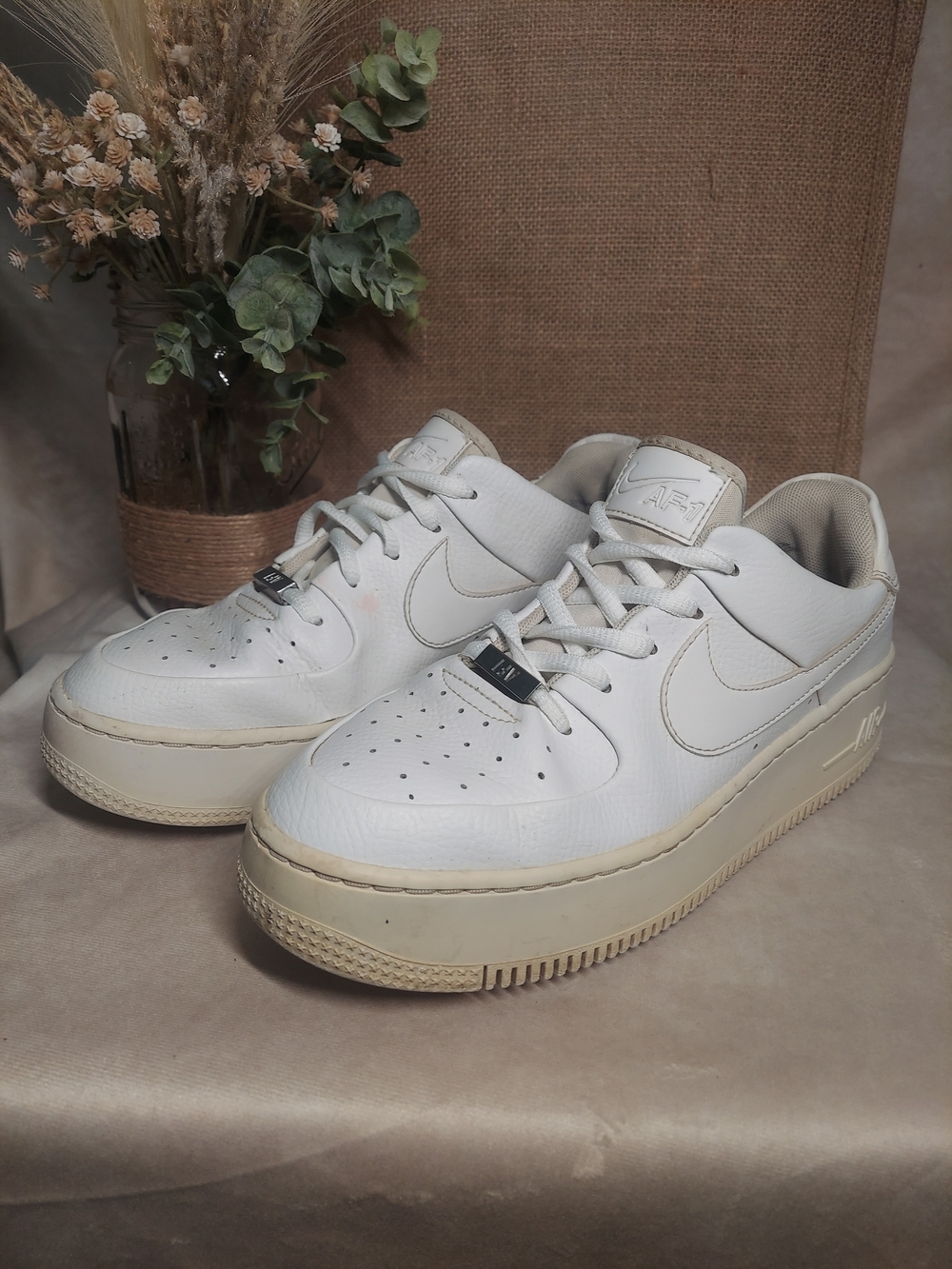 Women's Nike Air Force 1 Sage Low Platform White Sneakers Size 9